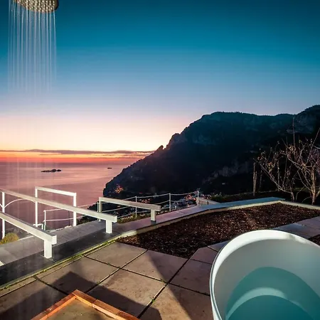 La Tagliata Spectacular Jacuzzi Tub Amazing View And Private Parking Garage Ferienhaus *