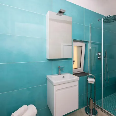 Ferienhaus La Tagliata Spectacular Jacuzzi Tub Amazing View And Private Parking Garage *