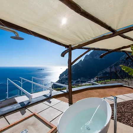 בית נופש La Tagliata Spectacular Jacuzzi Tub Amazing View And Private Parking Garage