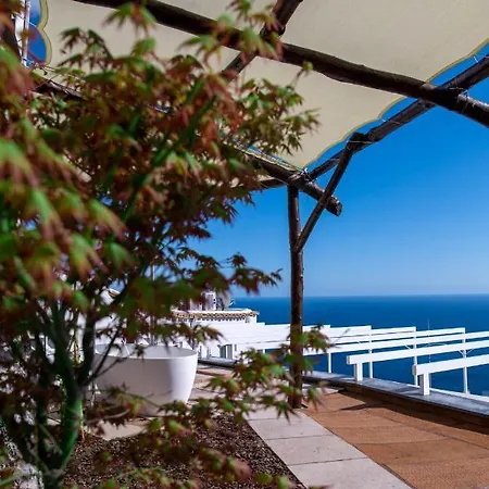 בית נופש La Tagliata Spectacular Jacuzzi Tub Amazing View And Private Parking Garage פוזיטנו